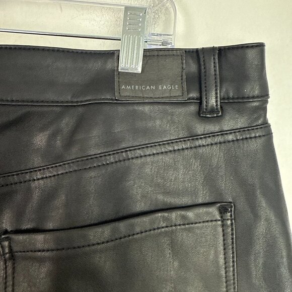 American Eagle super Stretch Faux Leather Shorts Hi-Rise Black Plus Size 16 EUC - Picture 10 of 11